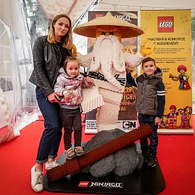 Праздник LEGO® в День города на ВДНХ посетили более 7 тысяч детей